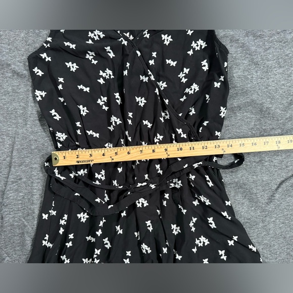 Gap above knee sleveless mini butterfly print wrap dress with belt size small - Picture 8 of 8